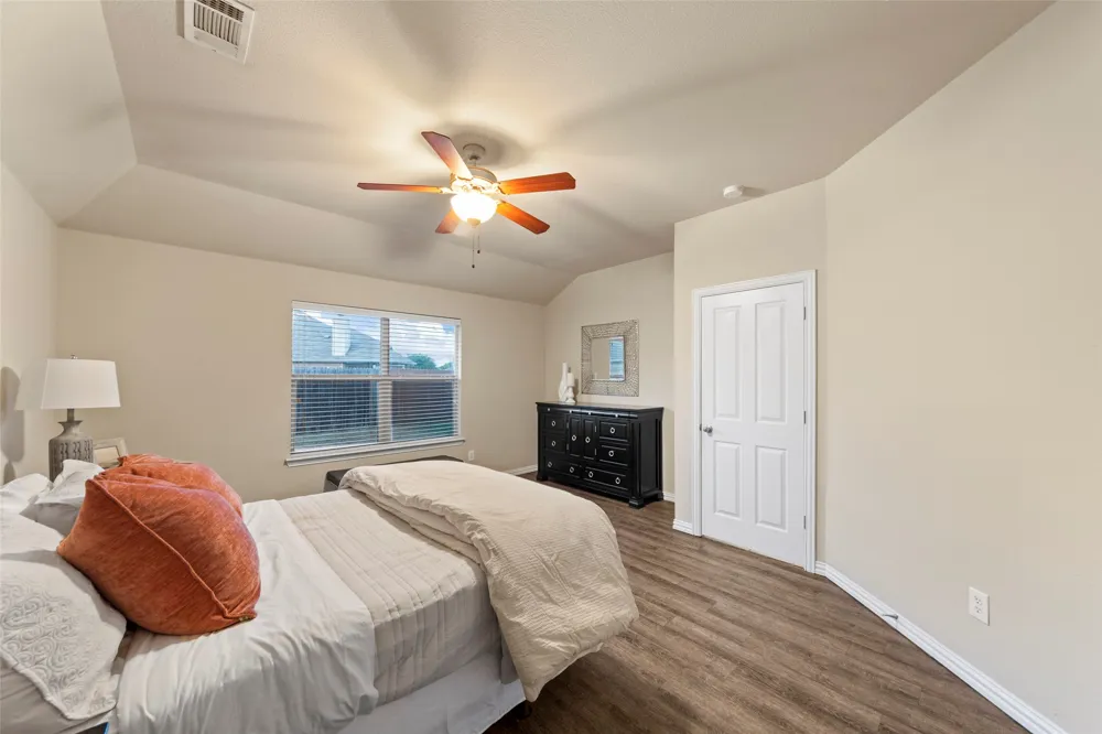 1117 Villa Paloma Boulevard Little Elm, TX 75068