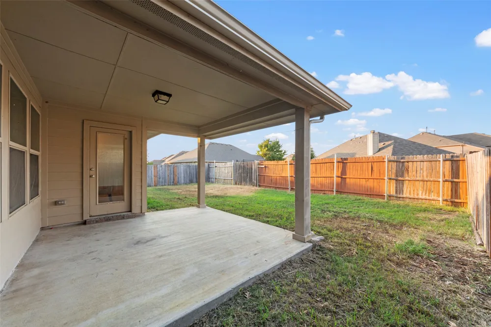 1117 Villa Paloma Boulevard Little Elm, TX 75068