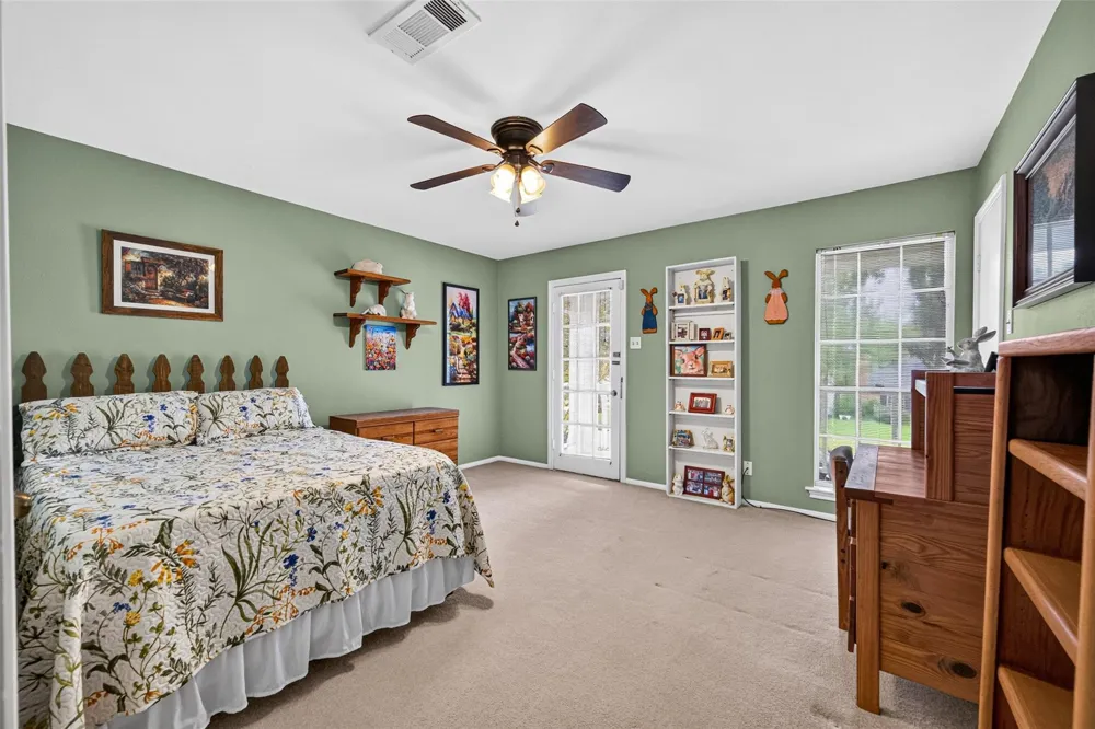 4127 Manorfield Drive Seabrook, TX 77586