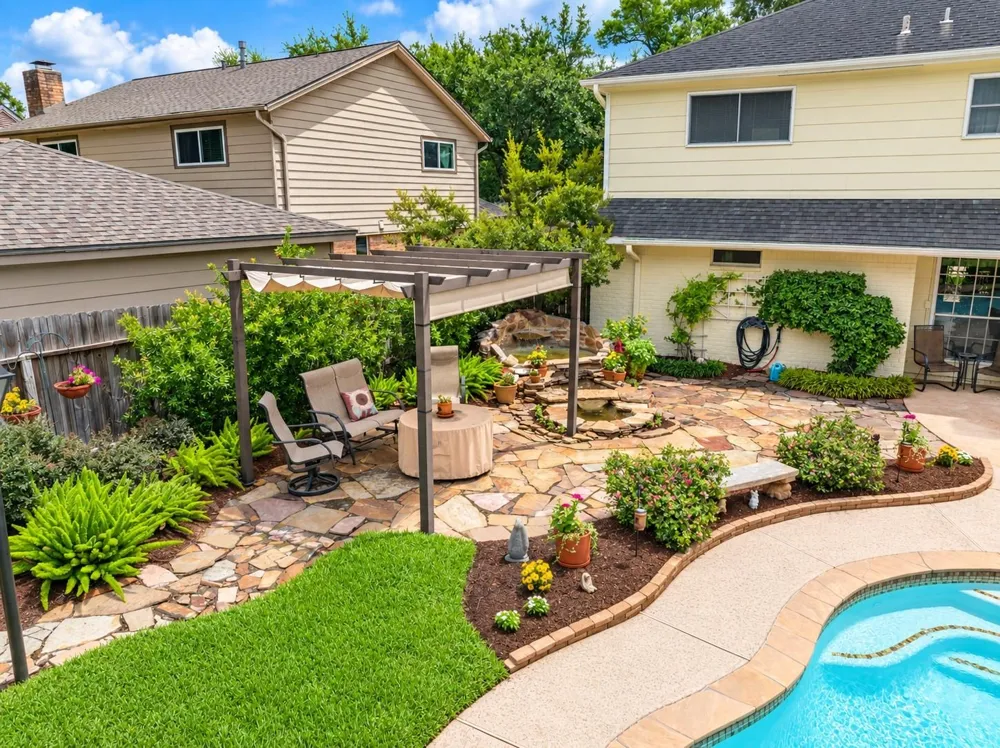 4127 Manorfield Drive Seabrook, TX 77586