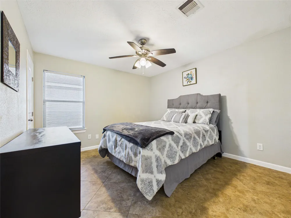 9022 Barracuda Drive Texas City, TX 77591