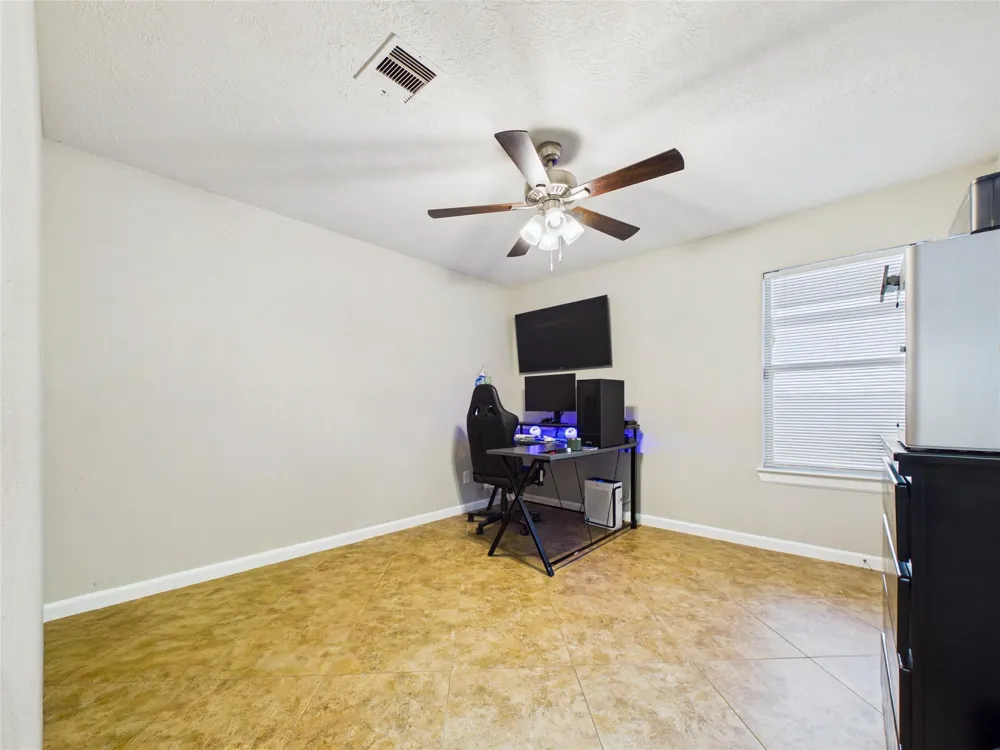 9022 Barracuda Drive Texas City, TX 77591