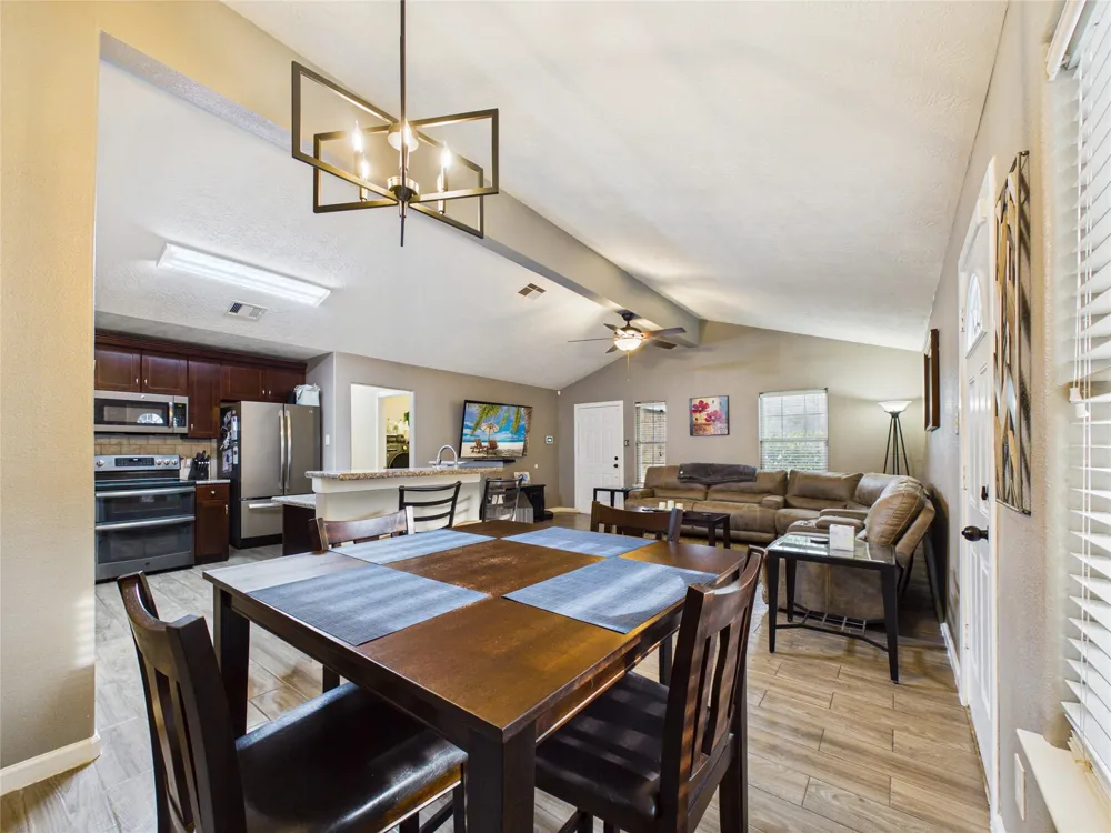 9022 Barracuda Drive Texas City, TX 77591