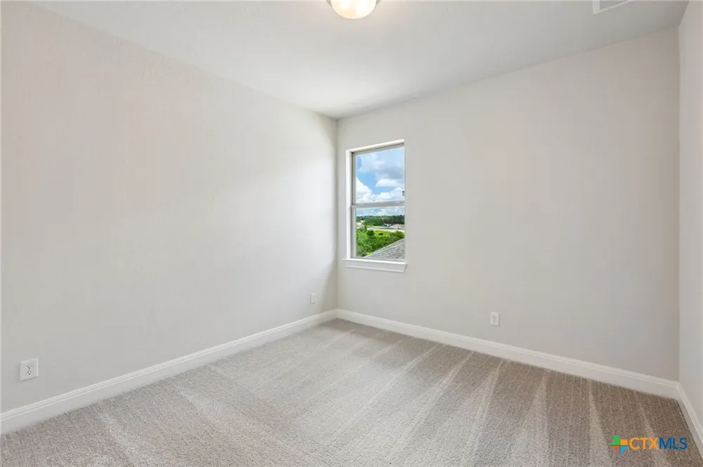 214 Prickly Poppy Loop Kyle, TX 78640