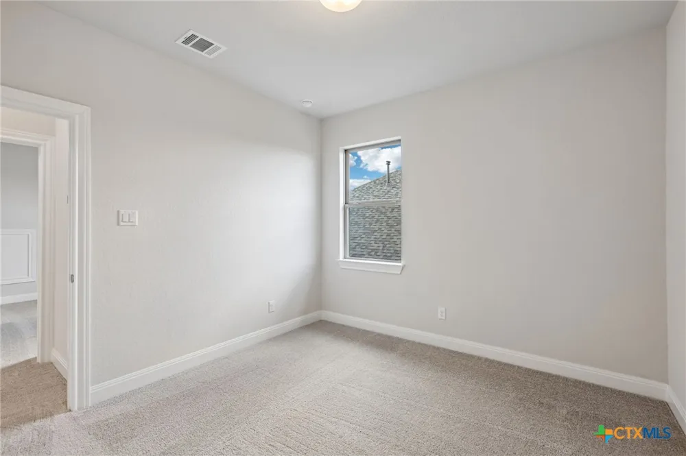 214 Prickly Poppy Loop Kyle, TX 78640