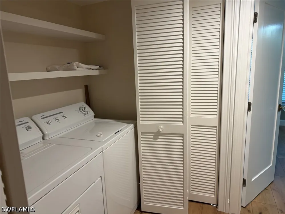 Courtyard Way #104 Naples, FL 34112