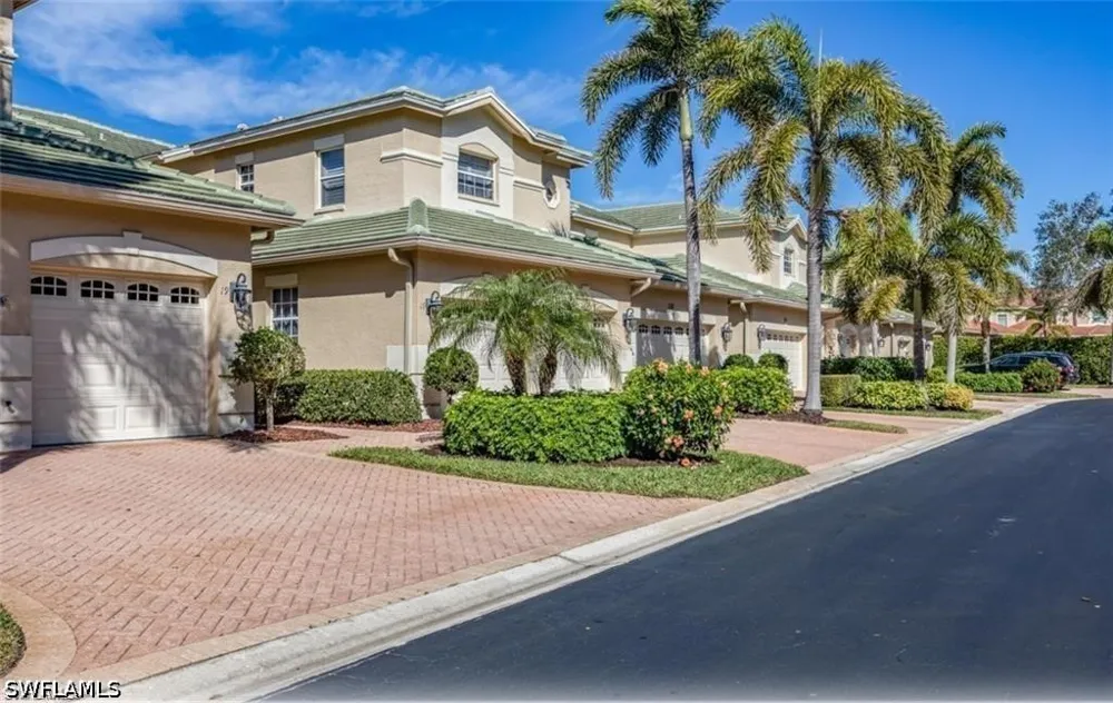 Vintage Reserve Lane #B Naples, FL 34119