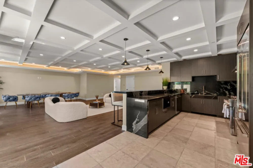 1825 Pandora Avenue #102 Los Angeles, CA 90025