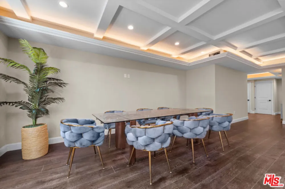 1825 Pandora Avenue #102 Los Angeles, CA 90025