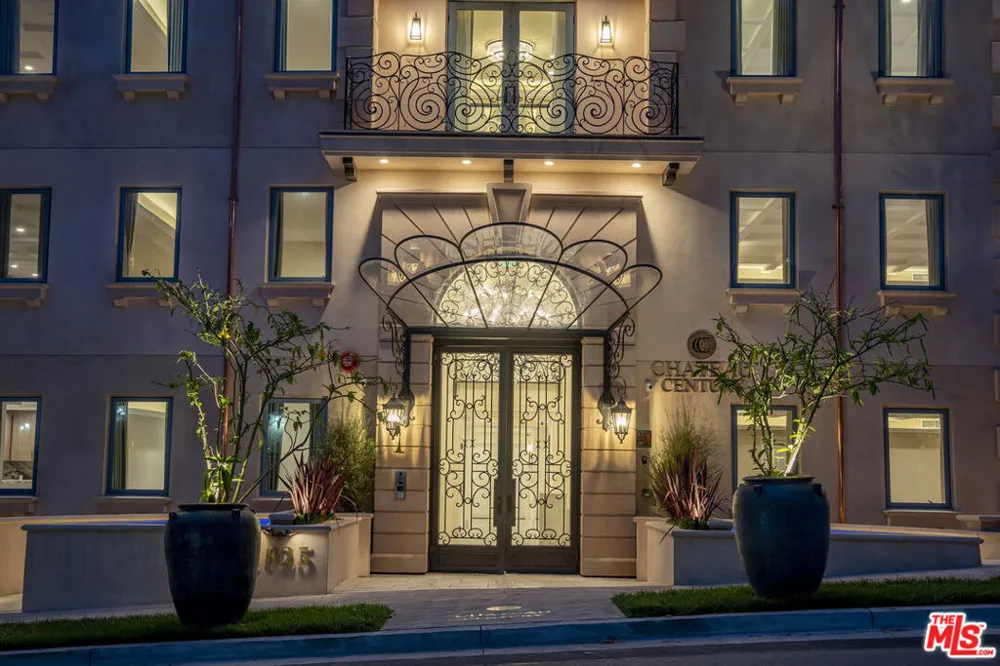 1825 Pandora Avenue #102 Los Angeles, CA 90025