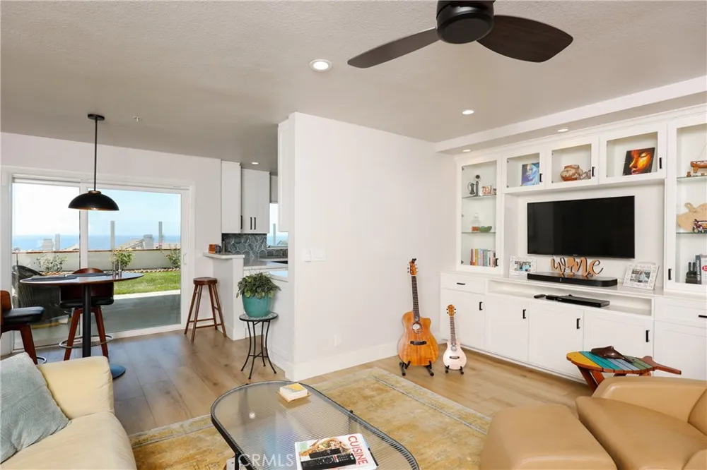 2121 Via Aguila San Clemente, CA 92673
