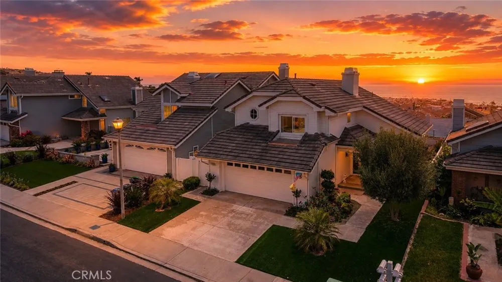 2121 Via Aguila San Clemente, CA 92673