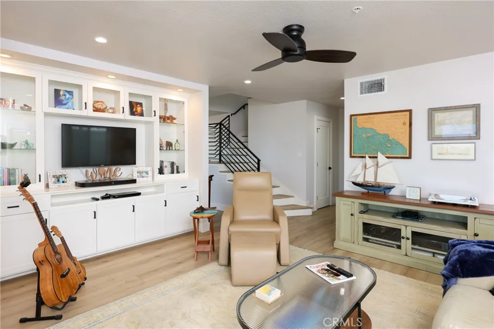 2121 Via Aguila San Clemente, CA 92673