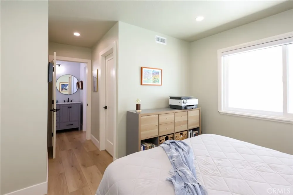 2121 Via Aguila San Clemente, CA 92673