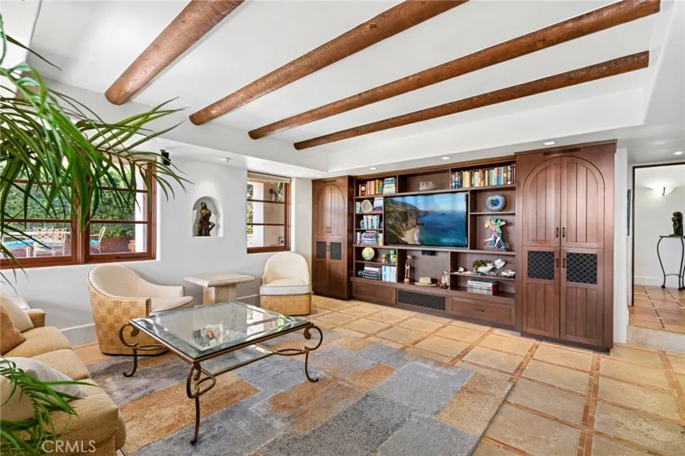 616 Virginia Park Drive Laguna Beach, CA 92651