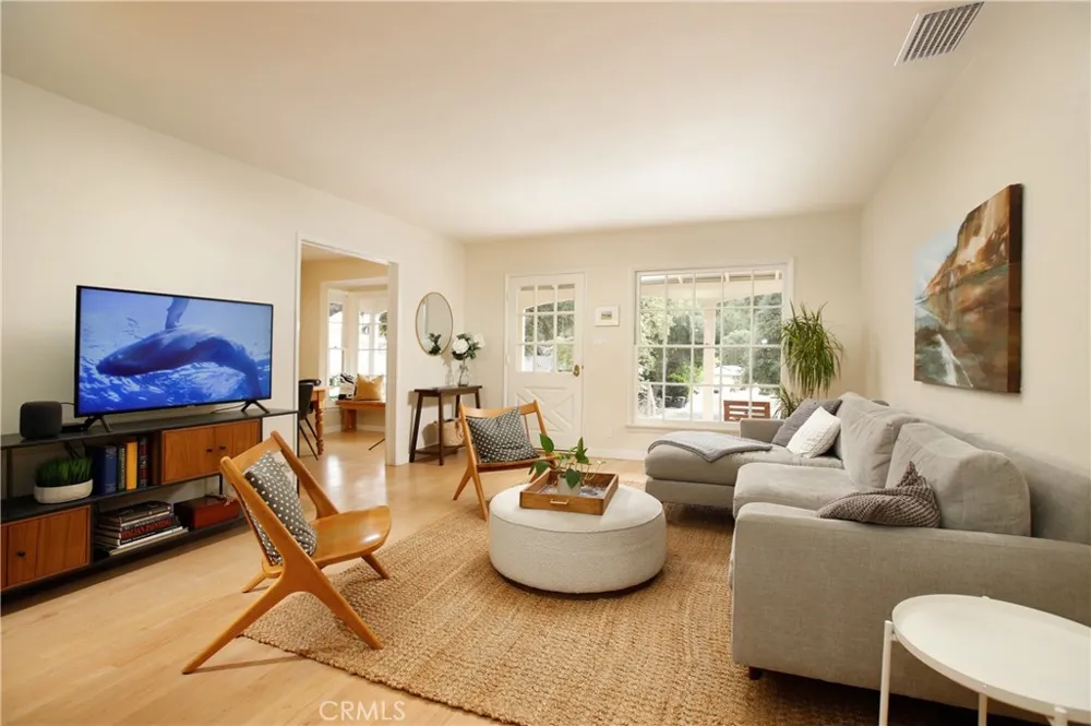 3213 Park Vista Drive Glendale, CA 91214