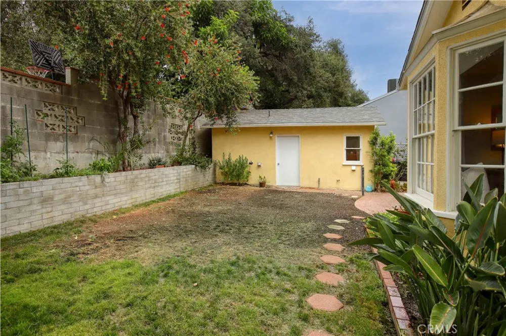 3213 Park Vista Drive Glendale, CA 91214