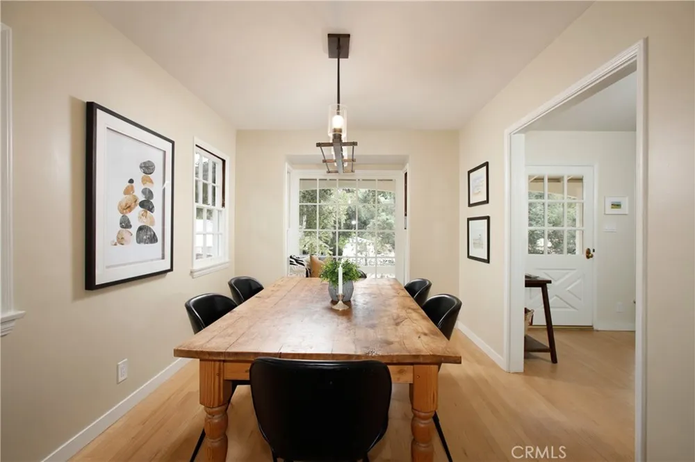 3213 Park Vista Drive Glendale, CA 91214