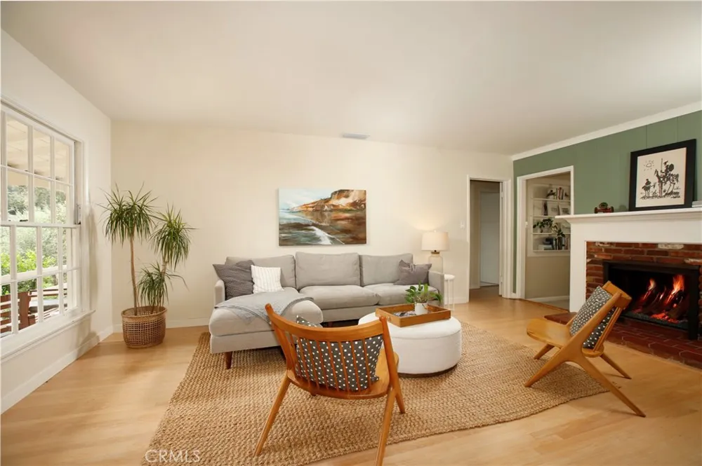 3213 Park Vista Drive Glendale, CA 91214