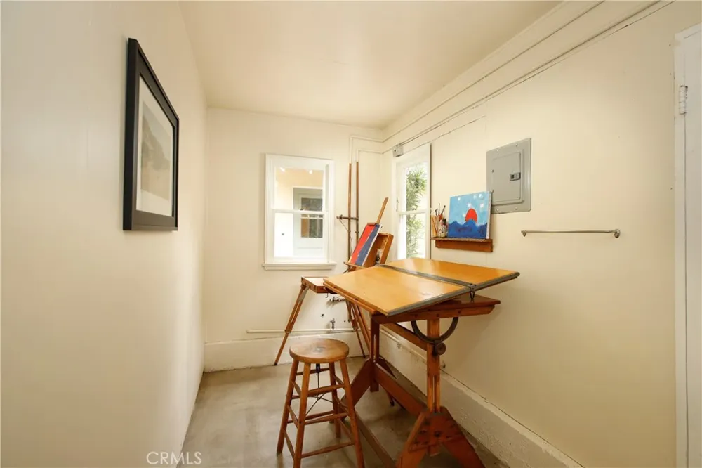 3213 Park Vista Drive Glendale, CA 91214