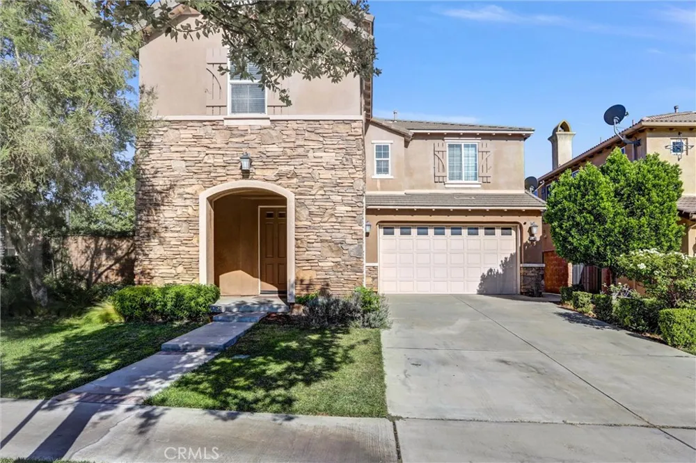 5559 Scharf Fontana, CA 92336