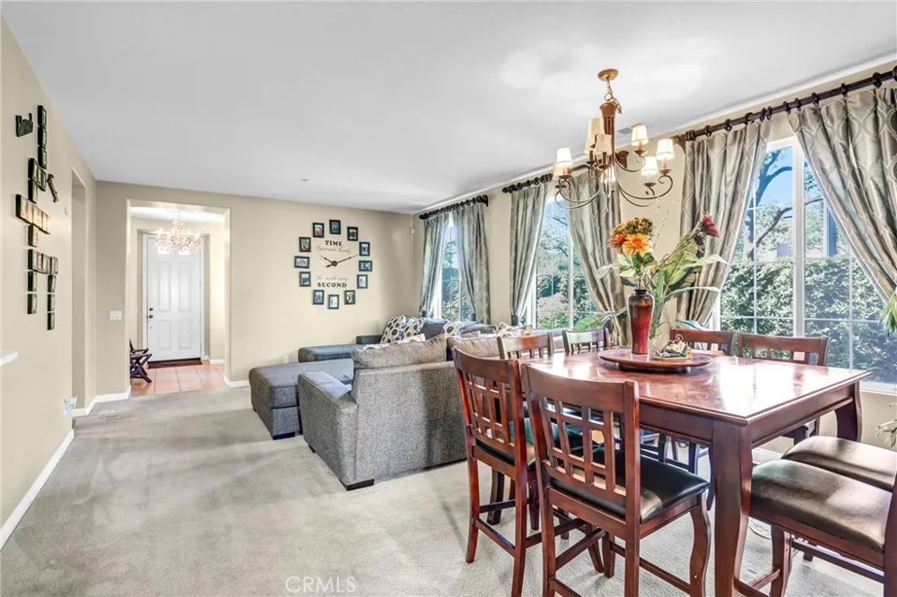 5559 Scharf Fontana, CA 92336