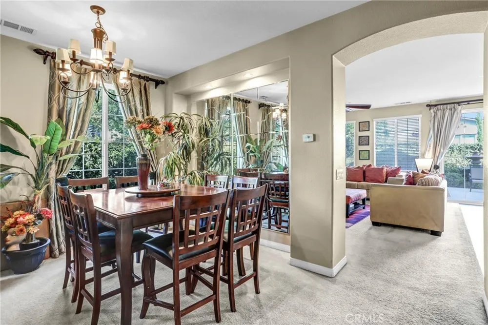 5559 Scharf Fontana, CA 92336