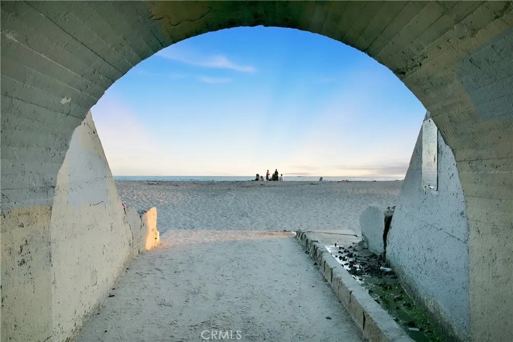 1042 Calle Del Cerro #203 San Clemente, CA 92672