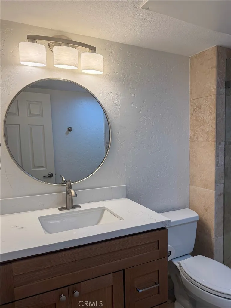 1042 Calle Del Cerro #203 San Clemente, CA 92672