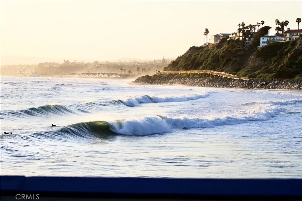 1042 Calle Del Cerro #203 San Clemente, CA 92672