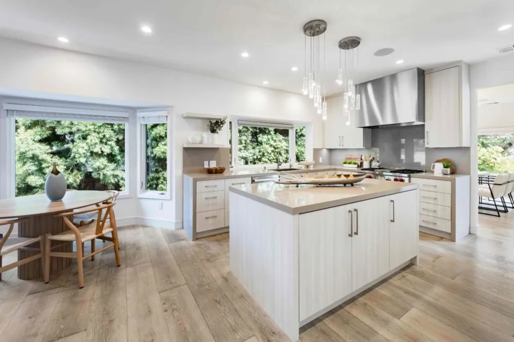 15 Woodleaf Avenue Redwood City, CA 94061