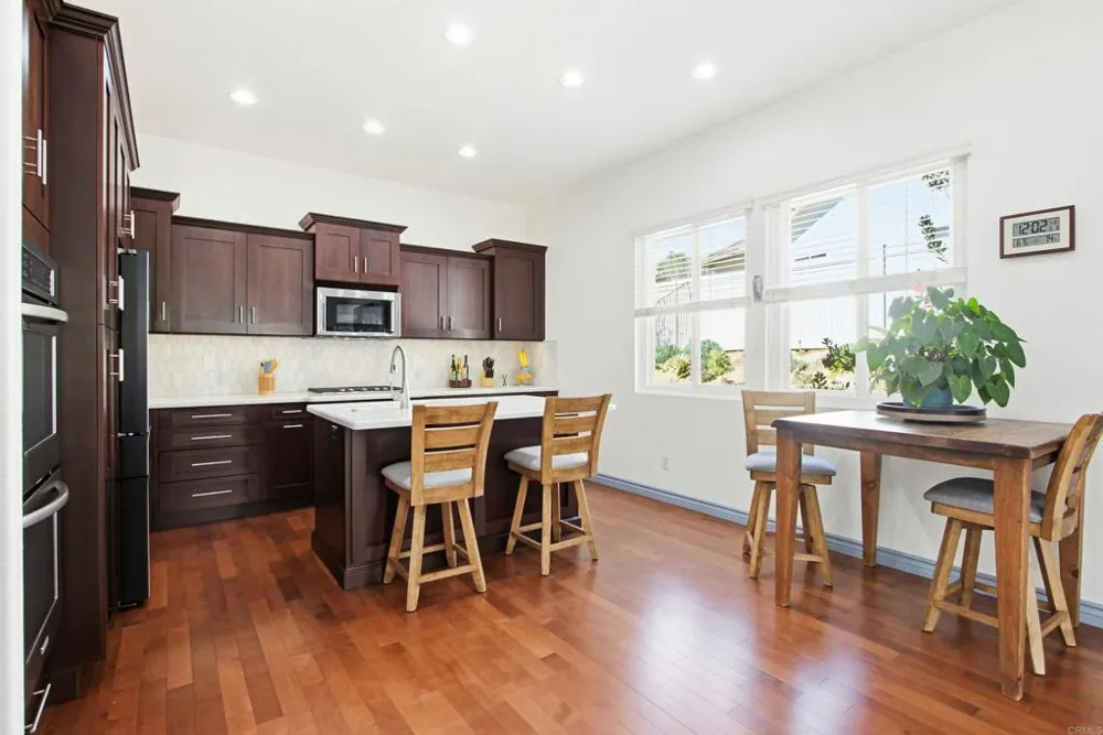 2194 Stone Castle Fallbrook, CA 92028