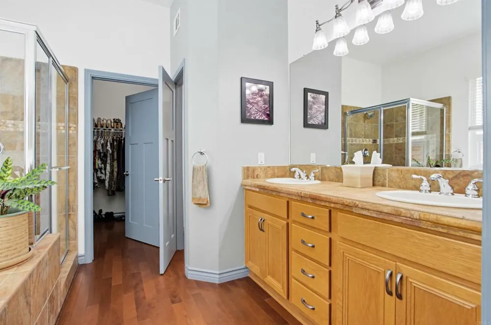 2194 Stone Castle Fallbrook, CA 92028