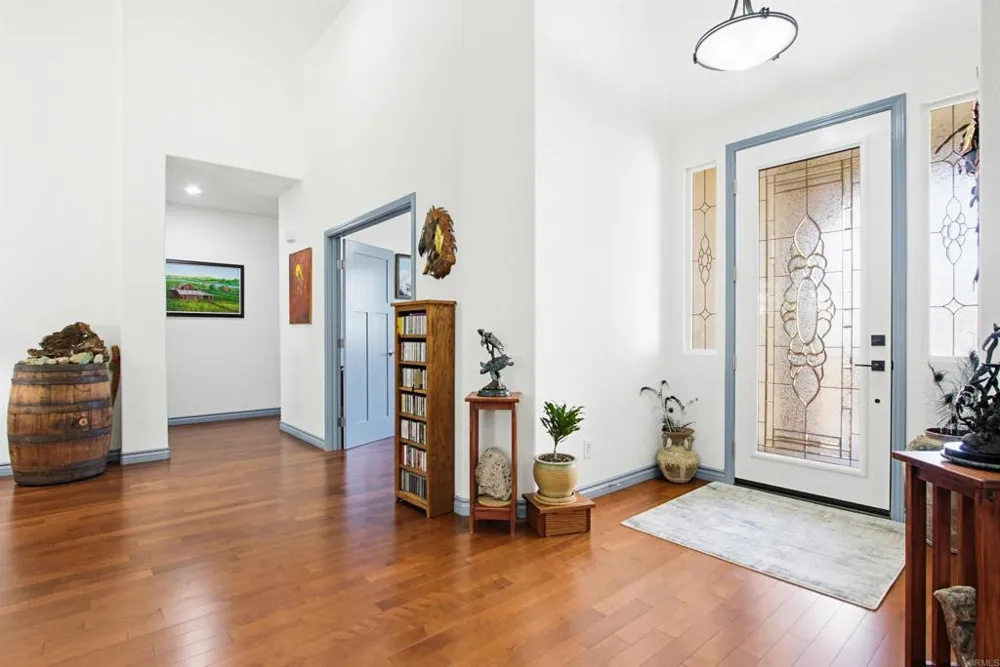 2194 Stone Castle Fallbrook, CA 92028