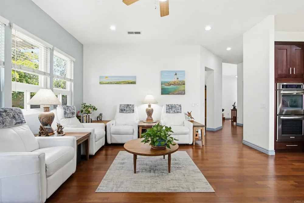 2194 Stone Castle Fallbrook, CA 92028