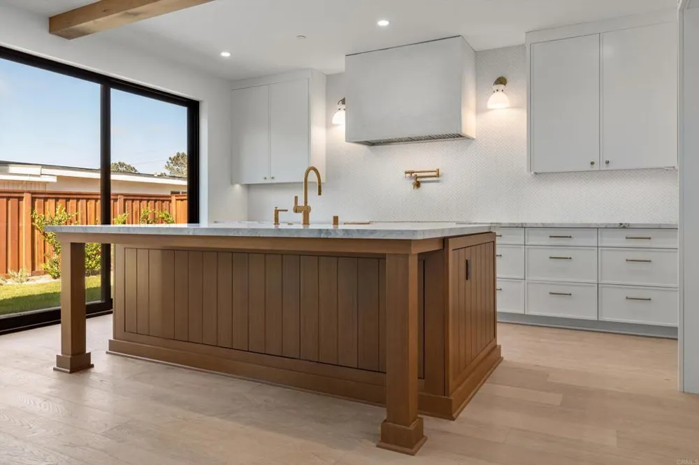 772 Conestoga Court Encinitas, CA 92024