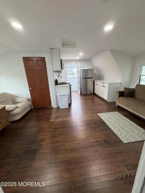 406 Lake Drive
