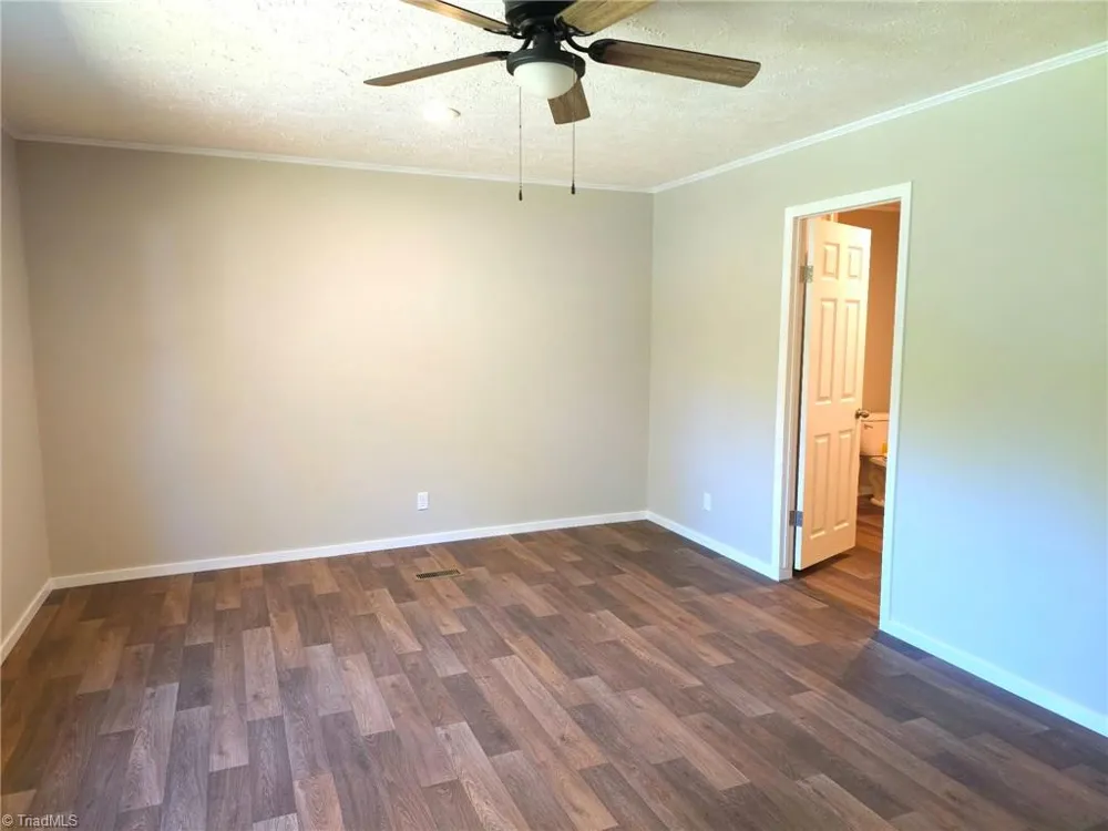 116 Brookfield Drive Mount Airy, NC 27030