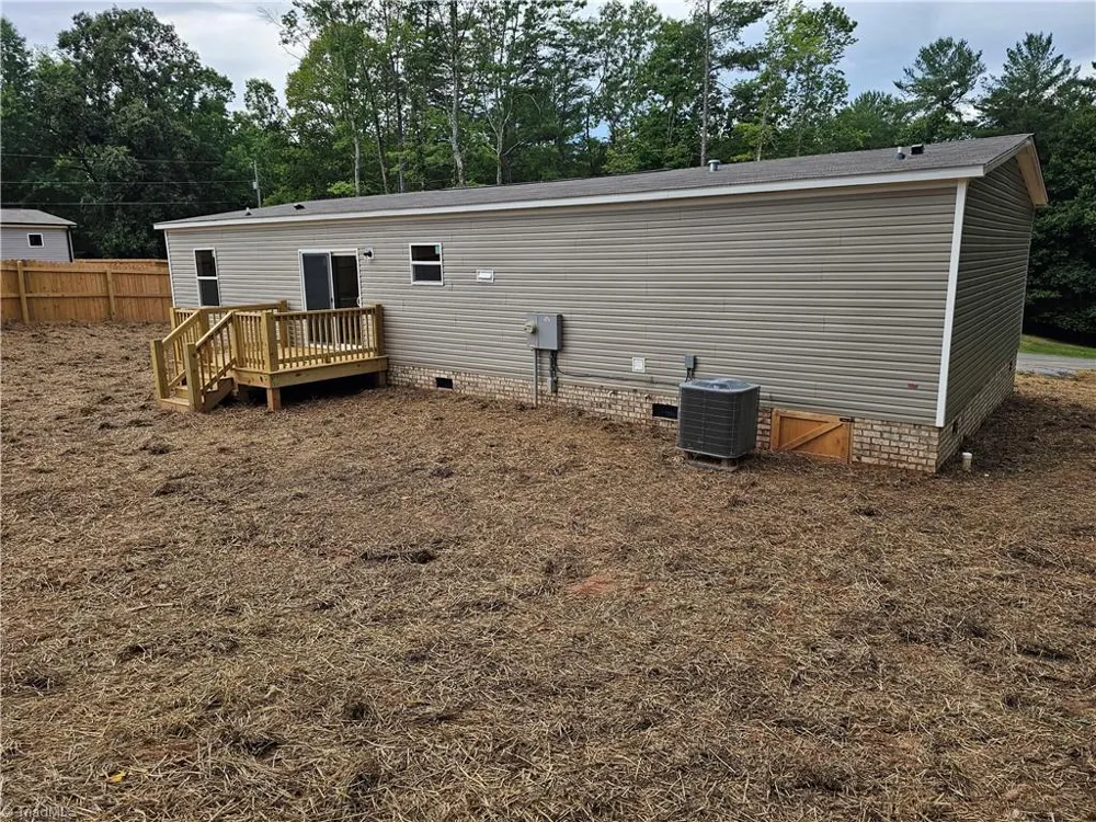 116 Brookfield Drive Mount Airy, NC 27030