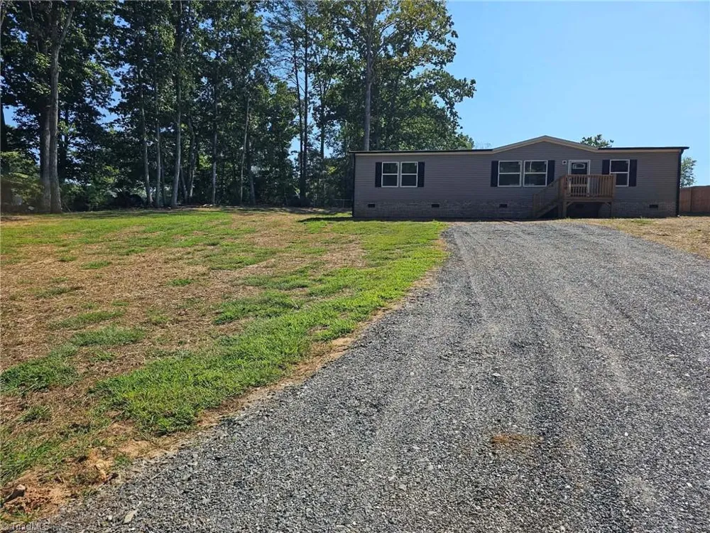 116 Brookfield Drive Mount Airy, NC 27030