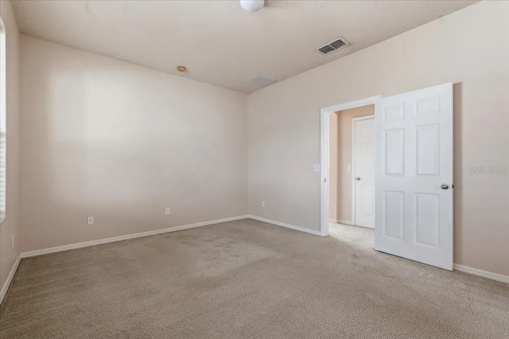 1268 SALISBURY DR Winter Haven, FL 33881