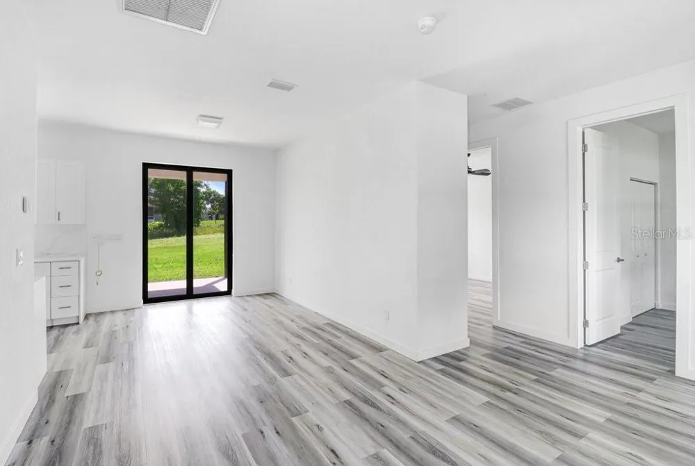 253 HALLMARK AVENUE Lake Placid, FL 33852