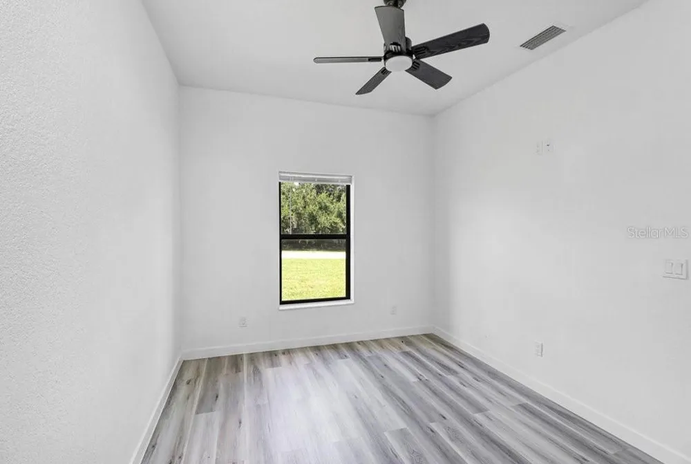 253 HALLMARK AVENUE Lake Placid, FL 33852