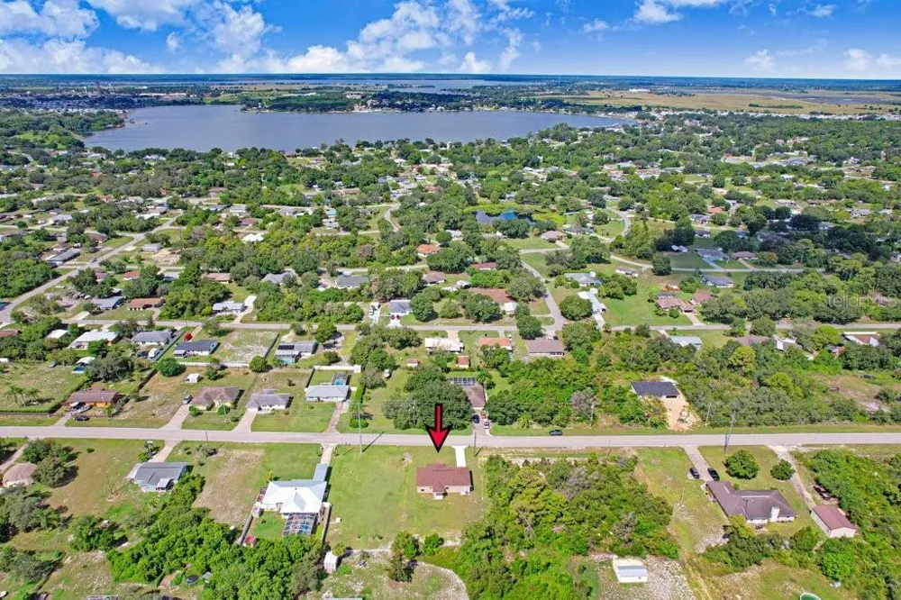 253 HALLMARK AVENUE Lake Placid, FL 33852