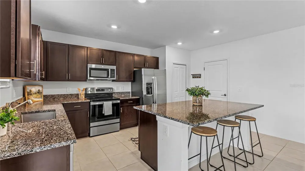 4308 FABULOUS FINCH LANE Bartow, FL 33830