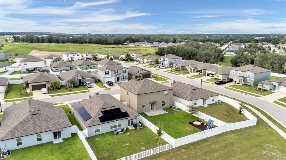 4308 FABULOUS FINCH LANE Bartow, FL 33830