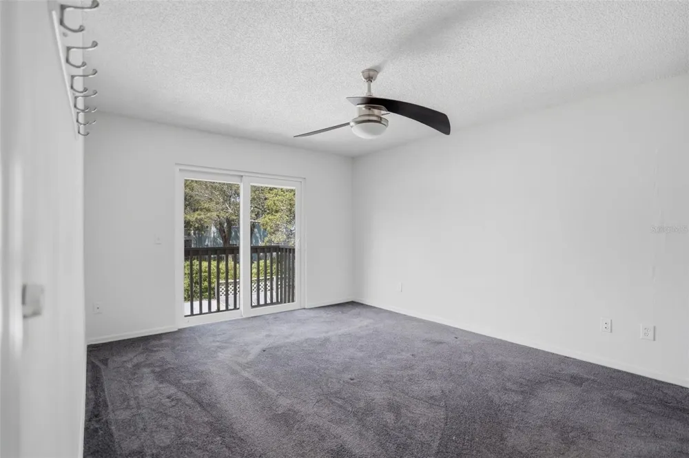 5824 IDLE FOREST PLACE Tampa, FL 33614