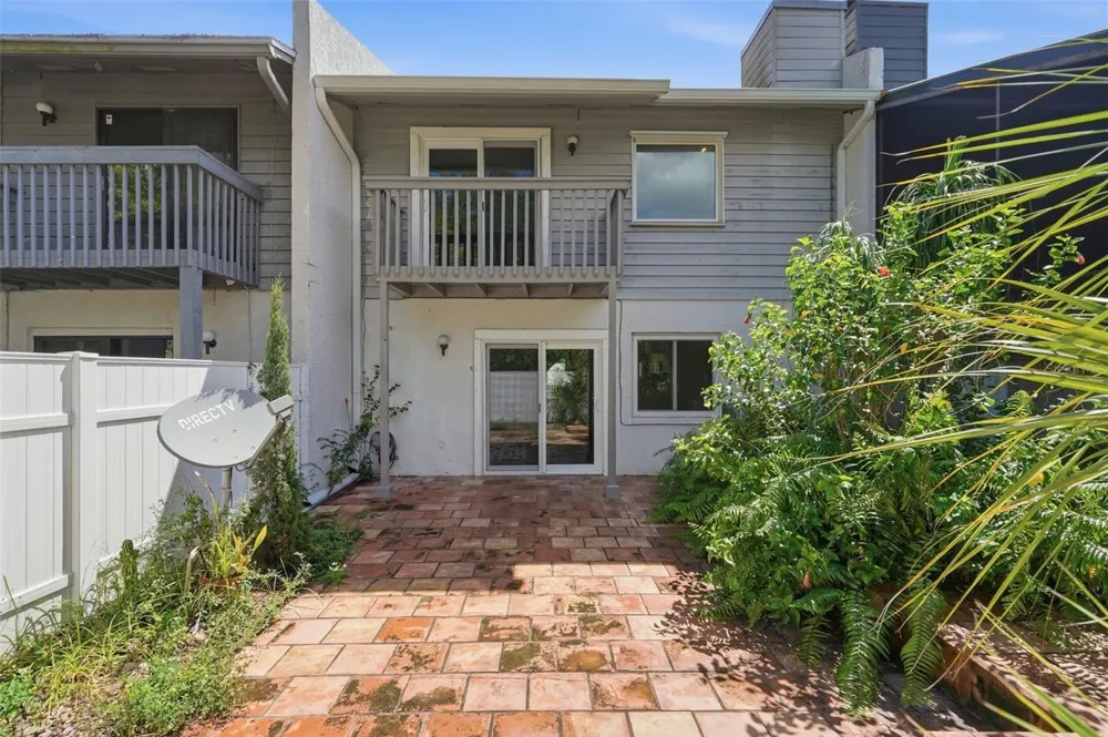 5824 IDLE FOREST PLACE Tampa, FL 33614