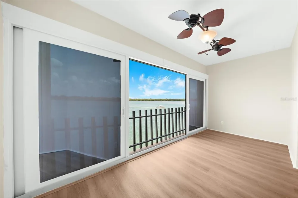 868 BAYWAY BOULEVARD #307 Clearwater Beach, FL 33767