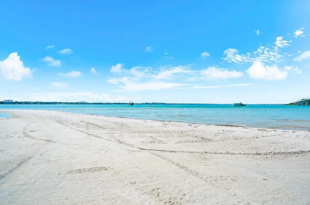 868 BAYWAY BOULEVARD #307 Clearwater Beach, FL 33767